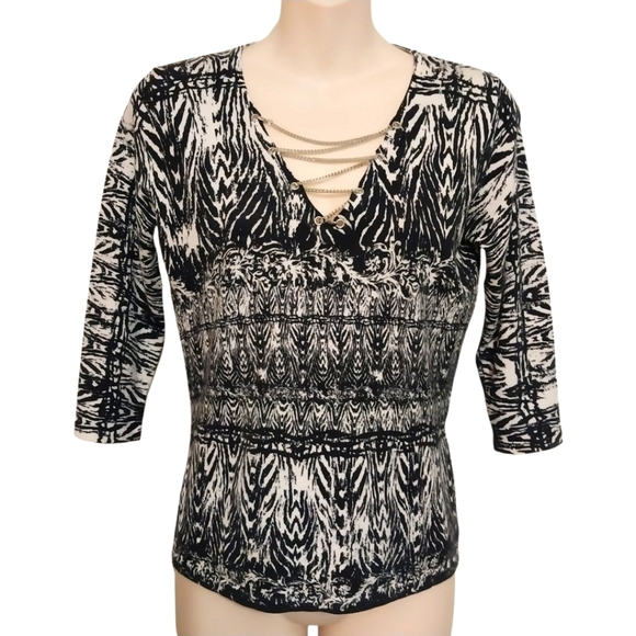 August Silk 3/4 Sleeve Top w Chain Detail Sz PS - Picture 1 of 5